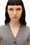 alexander wang collarless vest in herringbone tailoring grey/black